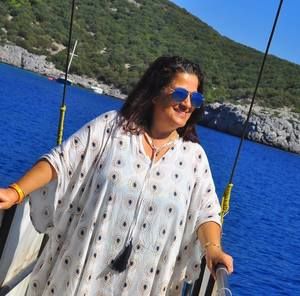 Meet your Posher, Naime